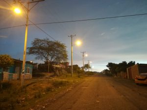 Más obras de alumbrado público para los manabitas