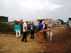 Se reparan luminarias en barrios del norte y noroeste de Machala