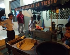 Repotenciación de luminarias en la calle Venezuela de la ciudad de Nueva Loja