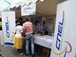 CNEL EP participó en feria por Ruta Legislativa en Quinindé