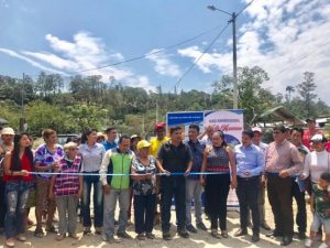 900 habitantes de Manantial del Valle cuentan con nueva obra eléctrica