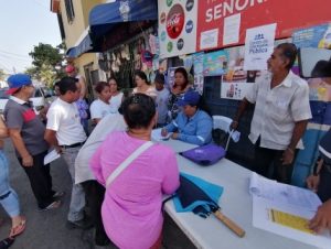 En Guayaquil, 2.200 familias favorecidas con el mejoramiento del servicio eléctrico