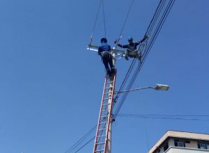 Línea trifásica beneficia a 10.000 ciudadanos de Portoviejo