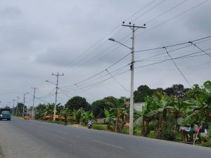 Más de 2.200 familias de 3 cantones fluminenses se benefician de obra eléctrica