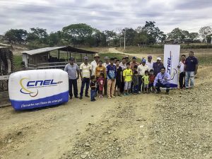 “Ilumina Tu Barrio” beneficia a recintos de Santa Lucia y Daule
