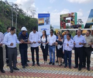 220 luminarias en vía Chone-Zapallo y paso lateral Flavio Alfaro