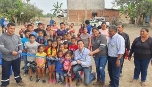 Se amplían redes y mejora iluminación en El Samán
