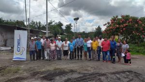 Recinto Zapallo, en Esmeraldas, se beneficia con mayor iluminación