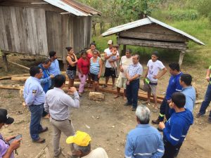 Boca Alegre de Chone cuenta con servicio eléctrico
