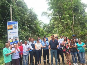 Comuneros de Flor del Valle reciben obra de alumbrado público