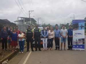 CNEL EP realizó extensión del alumbrado público en Echeandía