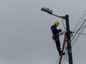Atendemos requerimientos de la ciudadanía y mejoramos la iluminación en la vía a Quito