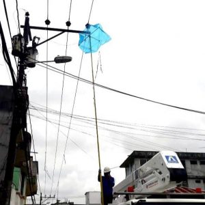 Cometas causan interrupciones en el servicio eléctrico