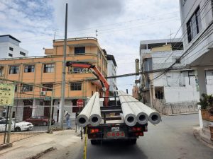 CNEL EP inició repotenciación del sistema eléctrico en el centro de Manta