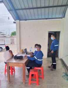 Atención en territorio a clientes de la parroquia La Unión de Atacames, en Esmeraldas