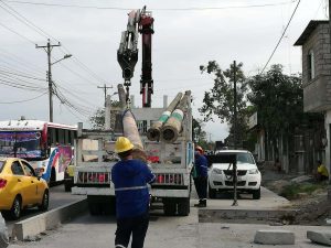70 colaboradores de CNEL EP estarán operativos 24/7 durante el feriado en Esmeraldas