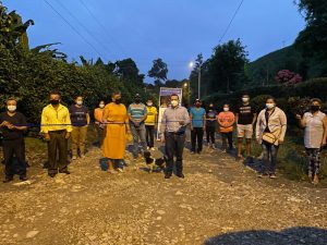 Recintos del cantón El Carmen reciben alumbrado público