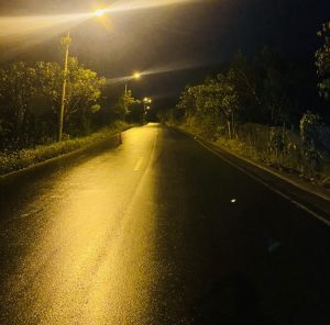 Alumbrado público para el recinto Palmar del Bimbe