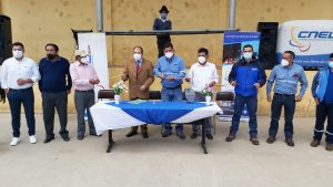 CNEL EP entrega obras eléctricas en Bolívar