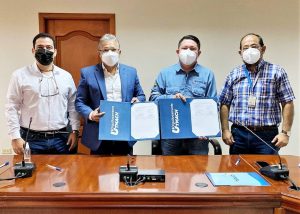 UNIVERSIDAD TÉCNICA DE MACHALA ENTREGA TERRENO PARA CONSTRUCCIÓN DE SUBESTACIÓN EN CHACRAS