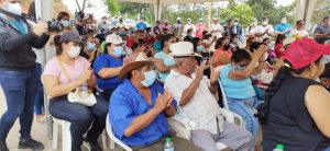 Nuevas obras eléctricas benefician a 6.000 ciudadanos de los cantones Santa Ana y Jipijapa