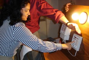 CNEL Santo Domingo con 52 puntos de venta de energía prepagada