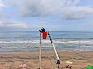 CNEL EP FORTALECE EL SISTEMA ELÉCTRICO EN MANABÍ PARA IMPULSAR EL TURISMO Y LA PRODUCCIÓN