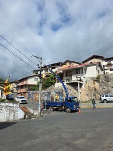 CNEL EP FORTALECE EL SERVICIO ELÉCTRICO Y EL ALUMBRADO PÚBLICO PARA MÁS DE 5.000 HABITANTES DE ZARUMA